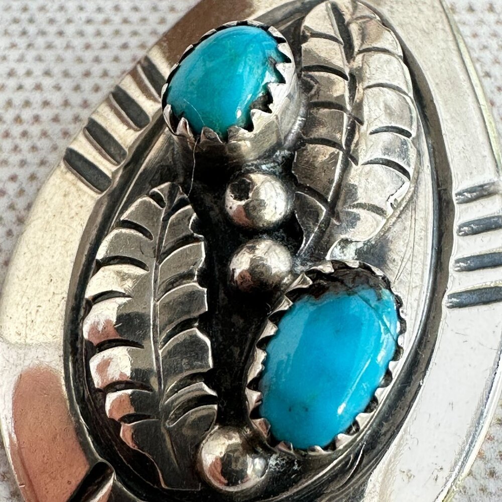 1970s Native American Navajo Turquoise Pendant Necklace, Sterling Silver Leaf - Picture 3 of 8